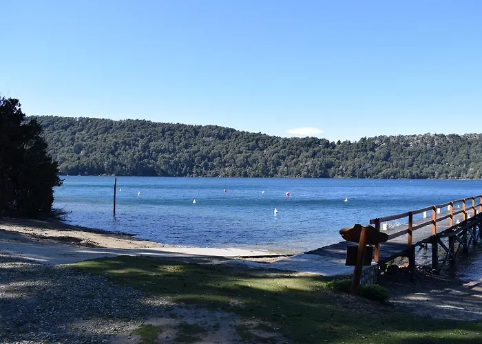 Cabana Con Costa De Lago